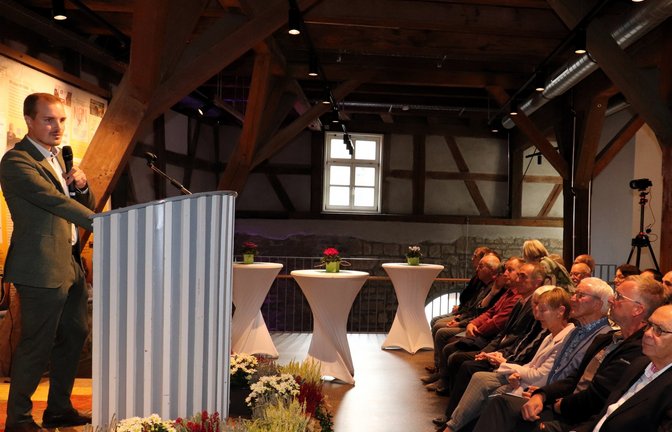 Bürgermeister Ron Keller bei der offiziellen Feierstunde.  <span class='image-autor'>Fotos: Gergen</span>