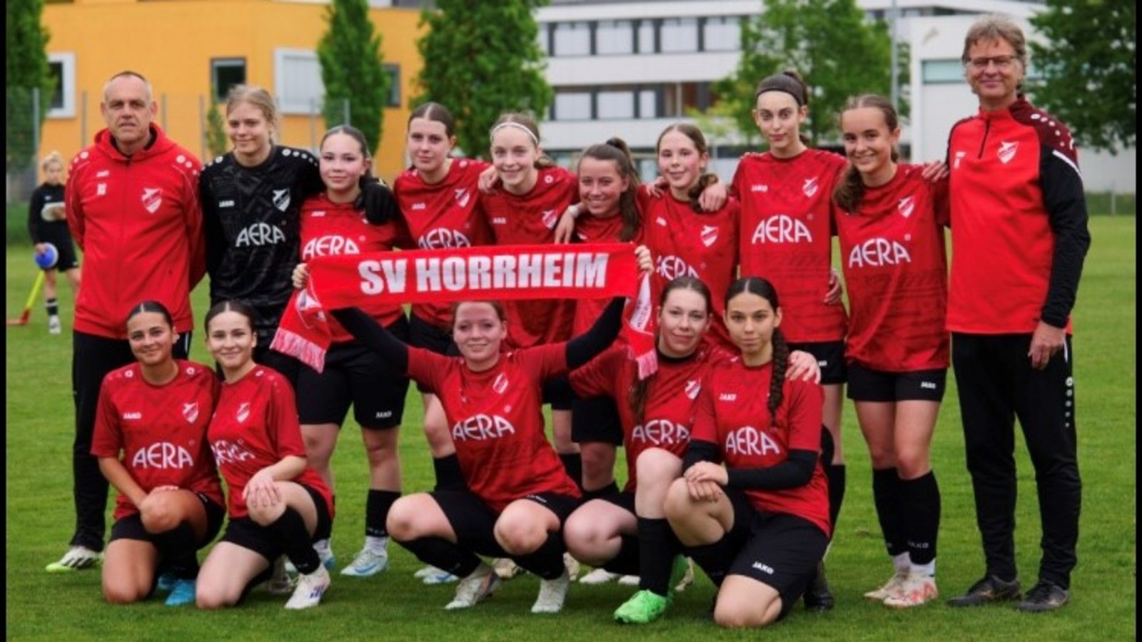 Die B-Juniorinnen des SV Horrheim sind auf und neben dem Platz ein gutes Team. Foto: privat