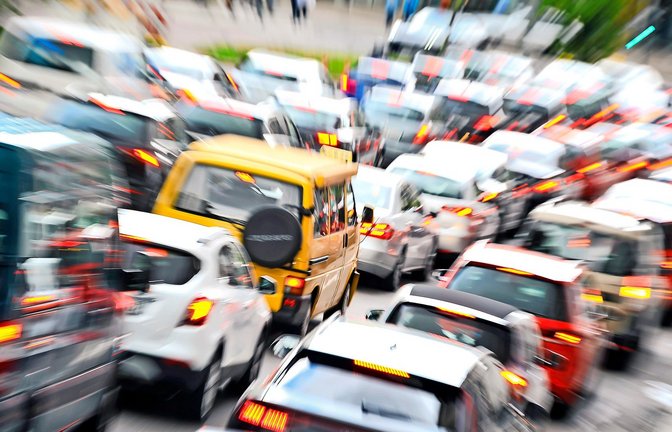 Dicke Luft durch viele Diesel – die DUH kämpft dagegen.<span class='image-autor'>Foto: Lichtgut</span>