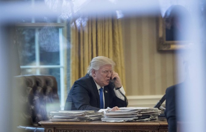 Am Mittwoch hatte der US-Präsident mit Kremlchef Putin und dem ukrainischen Präsidenten Selenskyj  telefoniert. (Archivbild)<span class='image-autor'>Foto: dpa/Andrew Harnik</span>