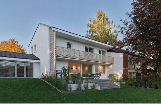 Auch in Stuttgart und der Region wird er realisiert, der Traum vom eigenen Heim, hier im Bild als ökologisch vorbildlicher Umbau in Gerlingen durch den Architekten Thilo Holzer.<span class='image-autor'>Foto: Zooey Braun/Thilo Holzer</span>