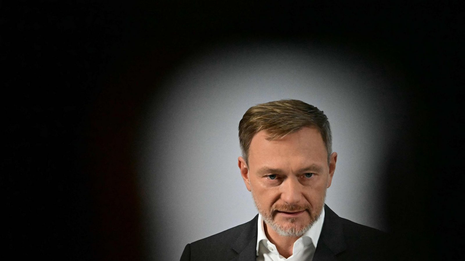 Christian Lindner wäre gern Finanzminister in einer schwarz-gelben Koalition.Foto: AFP/TOBIAS SCHWARZ Christian Lindner wäre gern Finanzminister in einer schwarz-gelben Koalition.Foto: AFP/TOBIAS SCHWARZ