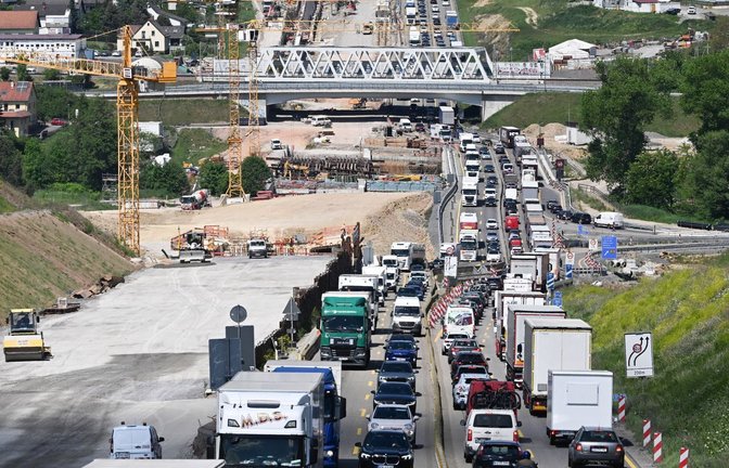 Immer wieder konfliktträchtig: die Autobahn 8 bei Pforzheim<span class='image-autor'>Foto: dpa</span>