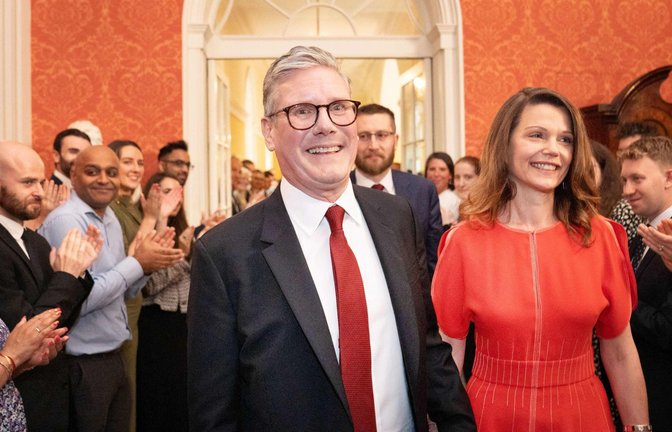 Keir Starmer ist der Sieger der Unterhaus-Wahl, seine Frau Victoria wird neue First Lady.<span class='image-autor'>Foto: AFP/Stefan  Rousseau</span>