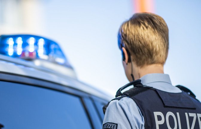 Die Polizei unterzog den 62-Jährigen einer Blutentnahme. (Symbolbild)<span class='image-autor'>Foto: dpa/David Inderlied</span>