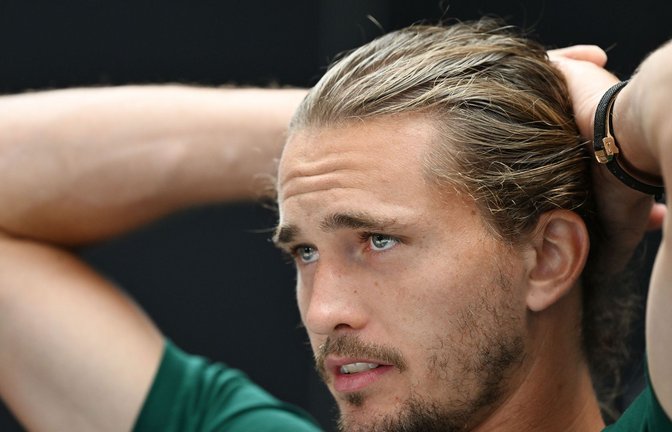Alexander Zverev geht nach seinem French-Open-Sieg die Titeljagd in Wimbledon an.(Archivbild)<span class='image-autor'>Foto: Marijan Murat/dpa</span>