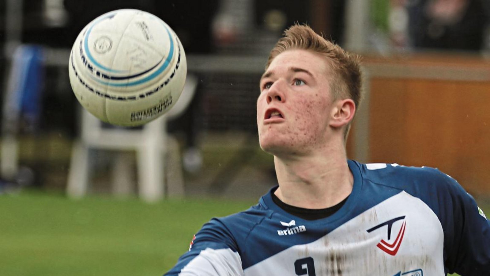 Jakob Mahn hilft beim Spieltag in der Partie gegen den TV Segnitz in der Bundesligamannschaft des TV Vaihingen aus. Foto: Nachreiner