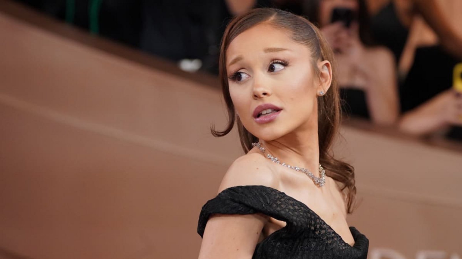Ariana Grande spielt bis Anfang September mehrere Konzerte in Chicago und London. (Archivbild)Jordan Strauss/Invision/dpa Ariana Grande spielt bis Anfang September mehrere Konzerte in Chicago und London. (Archivbild)Jordan Strauss/Invision/dpa