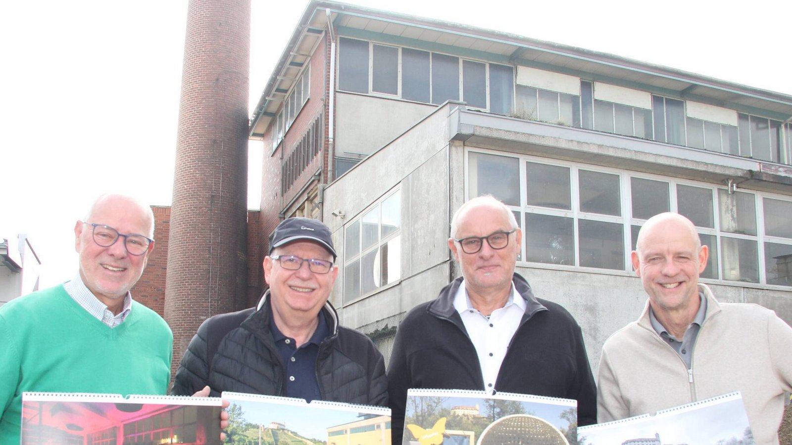Präsentieren jeweils ihre Lieblingsmotive (von links): Peter Winterfeldt, Peter Bornmann, Norbert Geissel und Peter Lohrmann. Foto: Banholzer Präsentieren jeweils ihre Lieblingsmotive (von links): Peter Winterfeldt, Peter Bornmann, Norbert Geissel und Peter Lohrmann. Foto: Banholzer