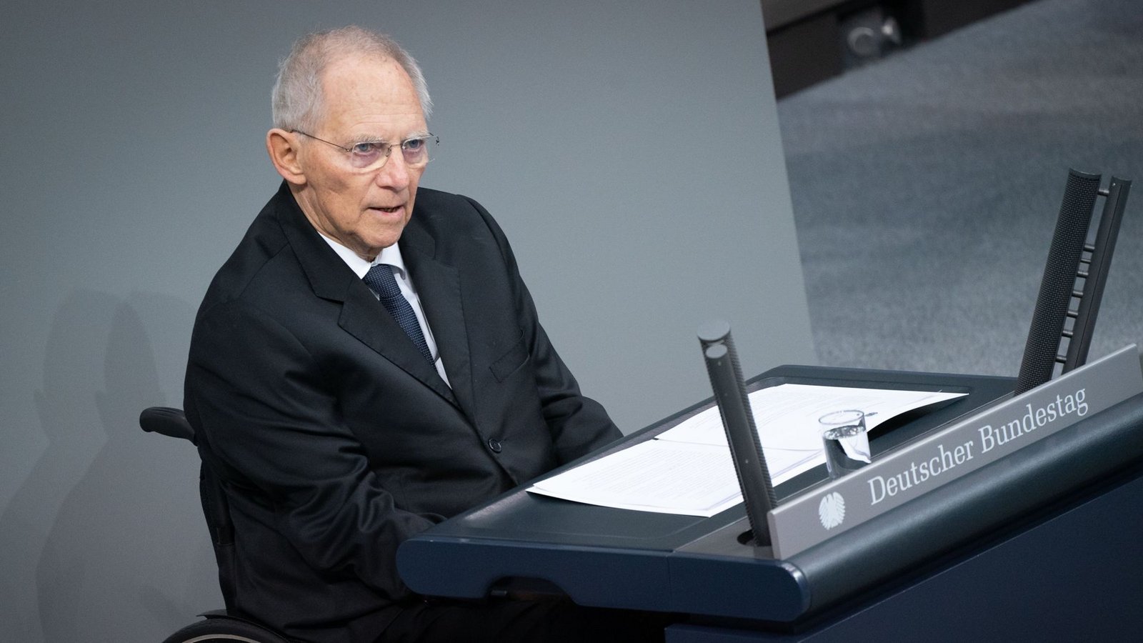 Als Bundestagspräsident erinnert Wolfgang Schäuble 2020 bei der Gedenkstunde an die Opfer des Nationalsozialismus im Deutschen Bundestag.Foto: dpa/Kay Nietfeld Als Bundestagspräsident erinnert Wolfgang Schäuble 2020 bei der Gedenkstunde an die Opfer des Nationalsozialismus im Deutschen Bundestag.Foto: dpa/Kay Nietfeld