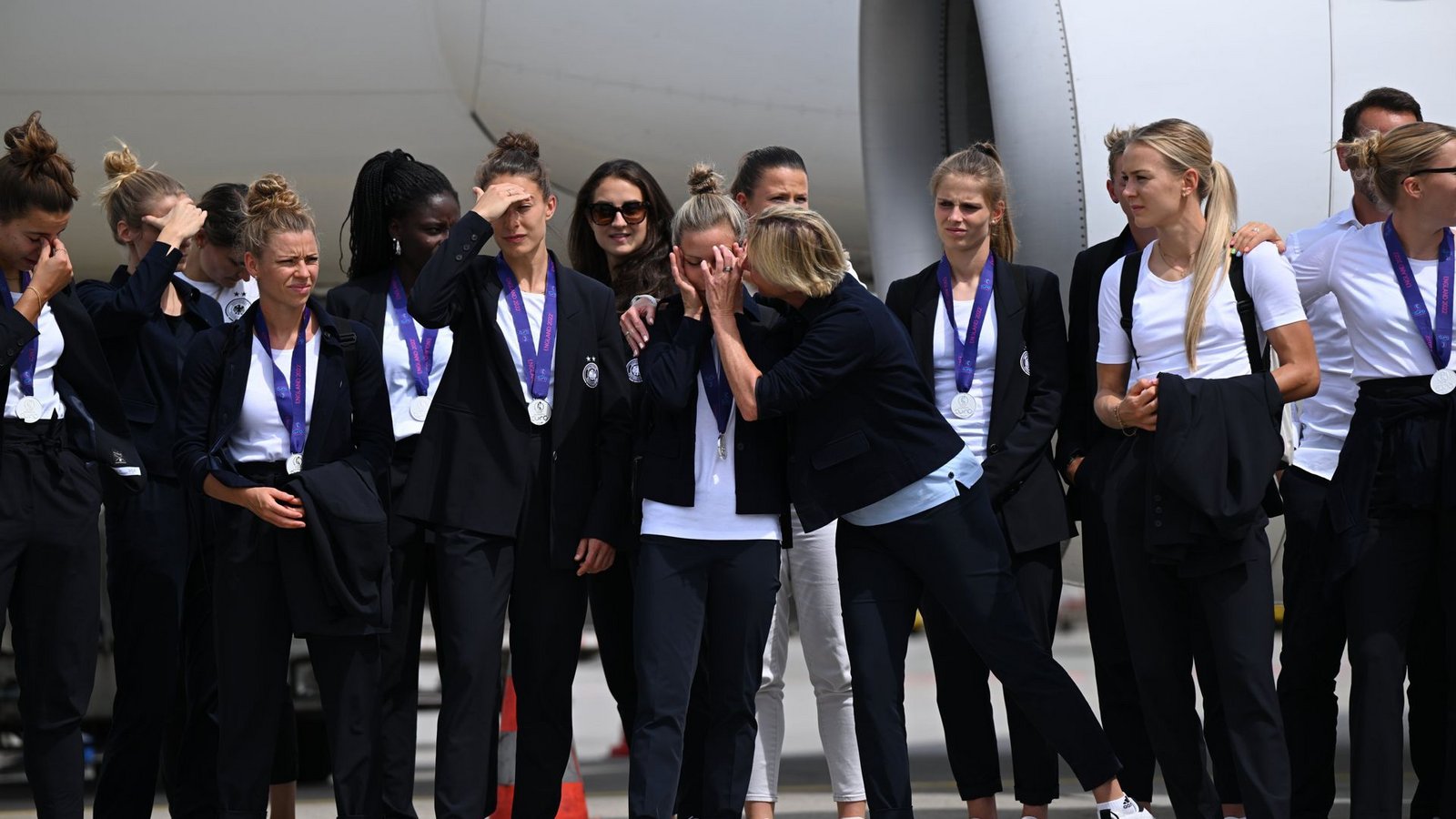 Die deutschen Fußball-Frauen sind nun Vize-Europameister.Foto: dpa/Arne Dedert