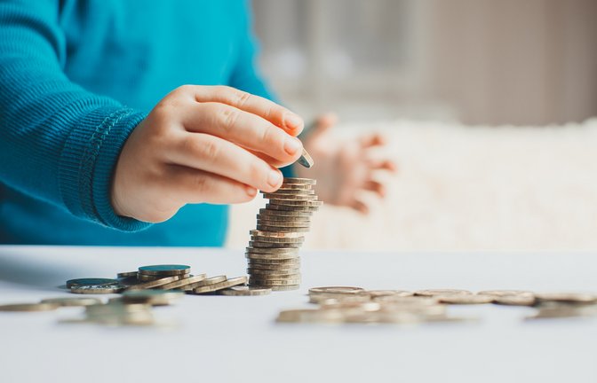 Das sind die Auszahlungstermine für den April.<span class='image-autor'>Foto: komokvm / shutterstock.com</span>