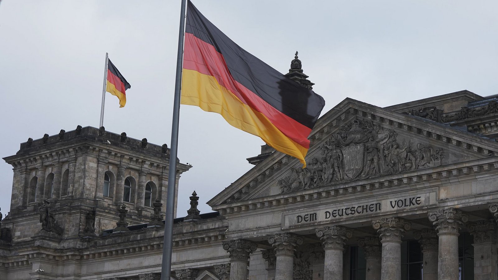 Die neue Sitzverteilung ist geklärt – das Reichstagsgebäude, Sitz des Bundestags in Berlin.Foto: dpa/Michael Kappeler Die neue Sitzverteilung ist geklärt – das Reichstagsgebäude, Sitz des Bundestags in Berlin.Foto: dpa/Michael Kappeler
