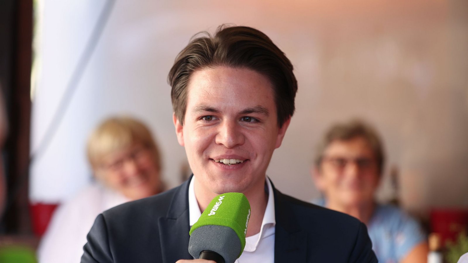 Marian Schreier ist immer mal wieder in Stuttgart zu Gast – so wie hier vergangenen Sommer beim Weindorf.Foto: Lichtgut//Leif Piechowski Marian Schreier ist immer mal wieder in Stuttgart zu Gast – so wie hier vergangenen Sommer beim Weindorf.Foto: Lichtgut//Leif Piechowski