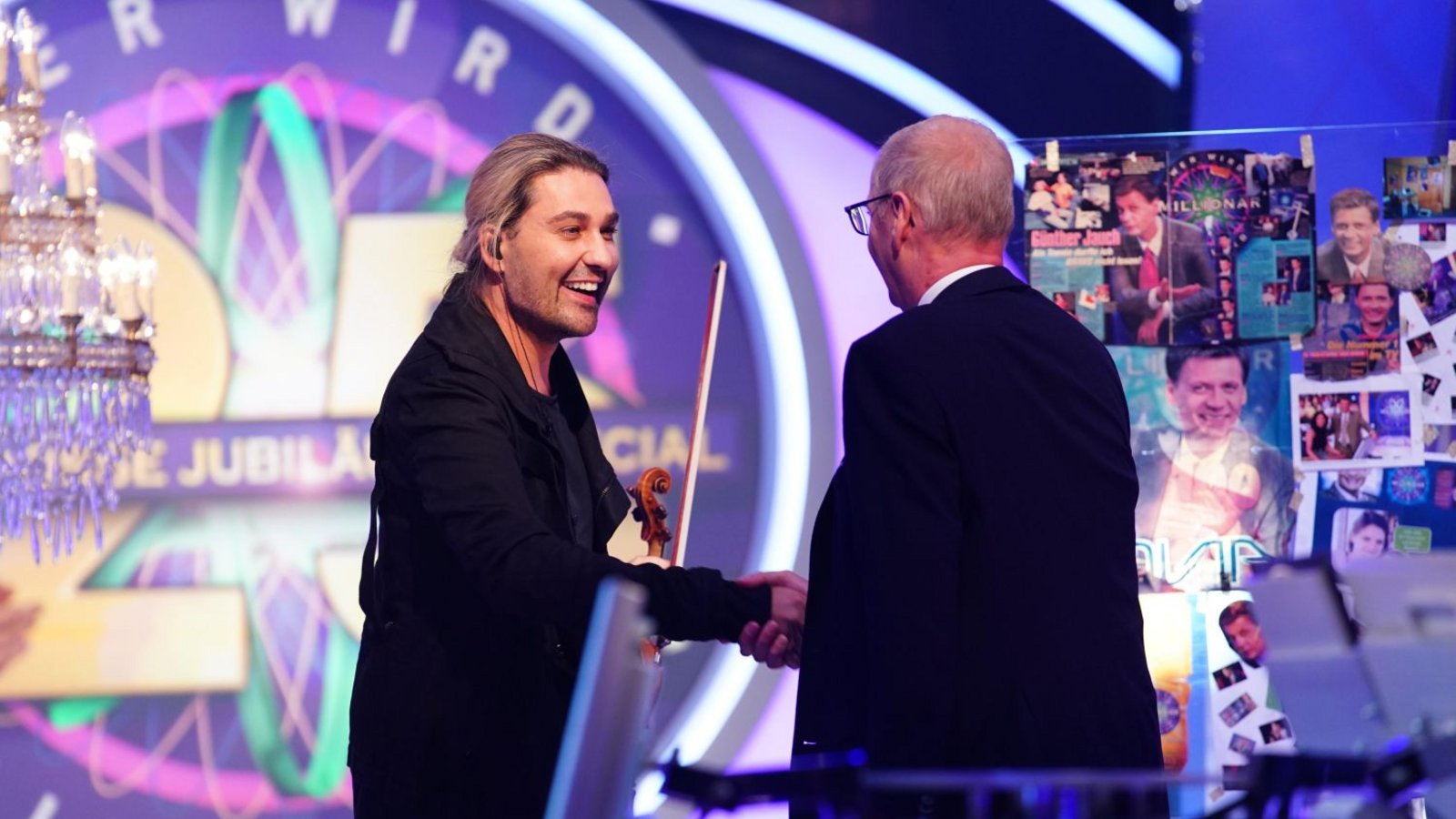 David Garrett (l.) überraschte mit einem musikalischen Auftritt.Foto: RTL / Stefan Gregorowius David Garrett (l.) überraschte mit einem musikalischen Auftritt.Foto: RTL / Stefan Gregorowius