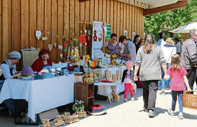 Beim Regional- und Kunsthandwerkermarkt präsentieren sich 18 Aussteller.  Fotos: Rücker