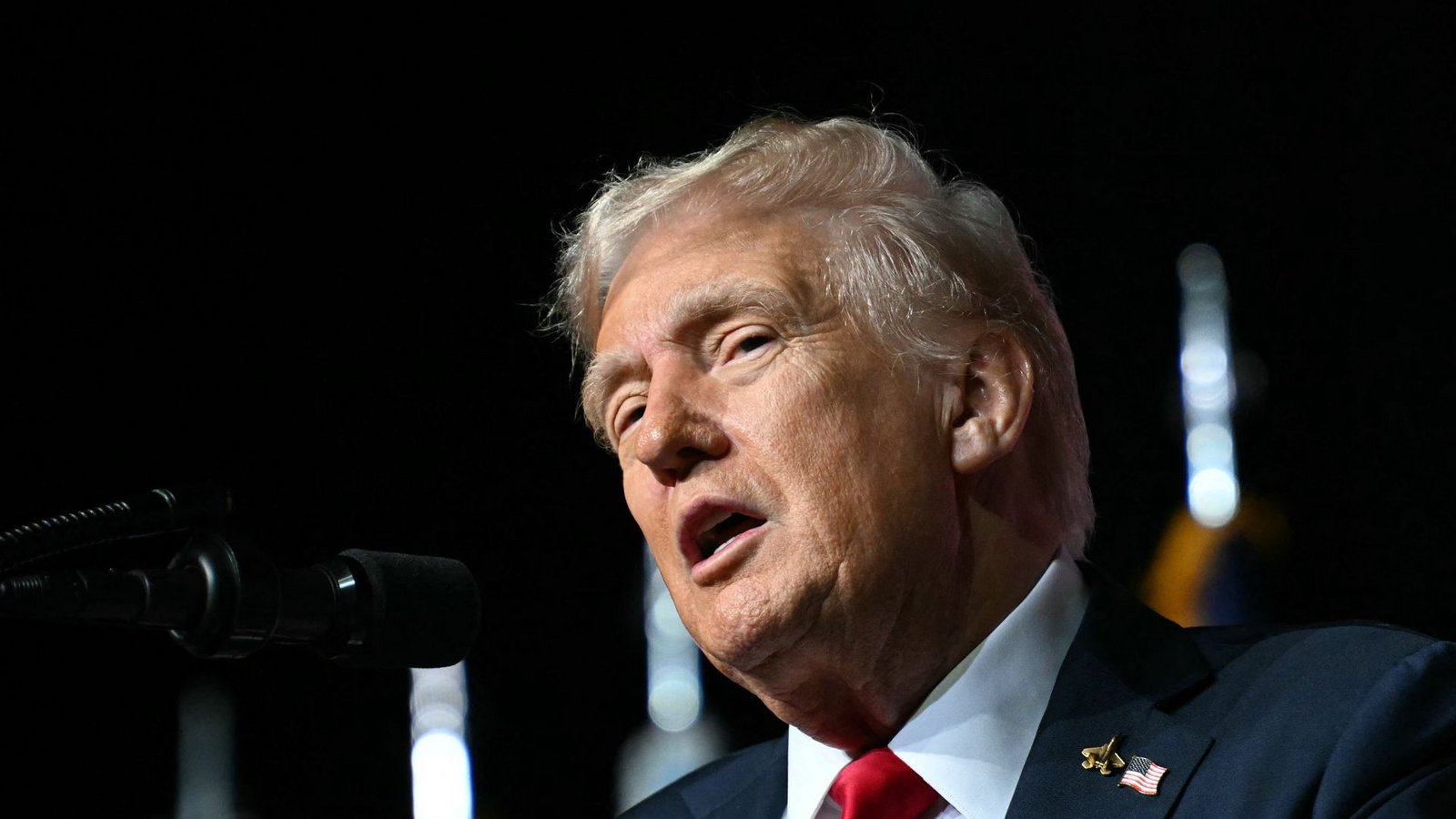 US-Präsident Donald Trump reist am Sonntag in nach Israel. (Archivbild)Foto: AFP/JIM WATSON US-Präsident Donald Trump reist am Sonntag in nach Israel. (Archivbild)Foto: AFP/JIM WATSON
