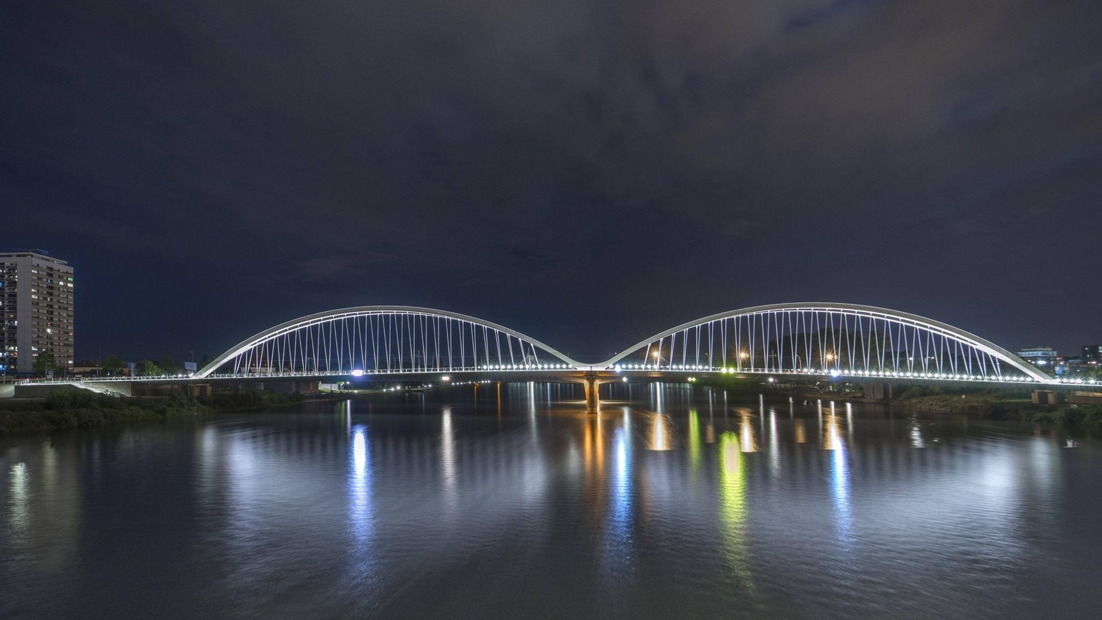Rheinbrücke bei StraßburgFoto: imago/imagebroker/imageBROKER/Manugrafie.net Rheinbrücke bei StraßburgFoto: imago/imagebroker/imageBROKER/Manugrafie.net