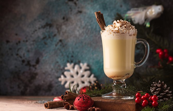 Eierpunsch selber machen: Ganz einfach mit unseren 8 Rezeptideen.<span class='image-autor'>Foto: Goskova Tatiana/Shutterstock</span>