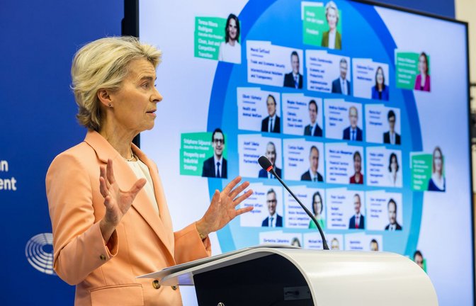 Ursula von der Leyen präsentiert die neue EU-Kommission. Der Deutschen gelang dabei die Quadratur des Kreises.<span class='image-autor'>Foto: dpa/Philipp von Ditfurth</span>