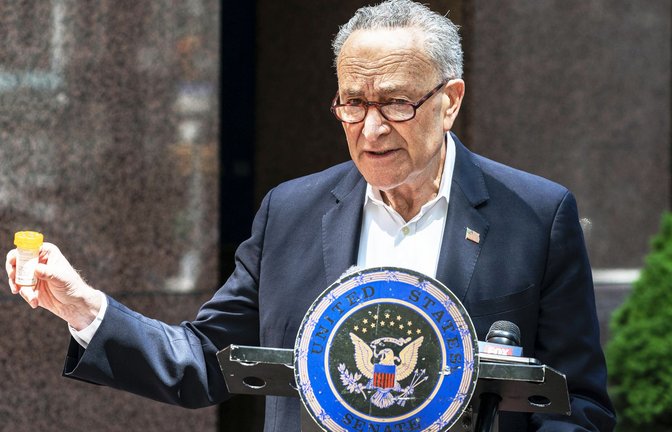 Chuck Schumer,  Fraktionschef der Demokraten,  steht unter Druck.<span class='image-autor'>Foto: imago images/Pacific Press Agency/Lev Radin via www.imago-images.de</span>