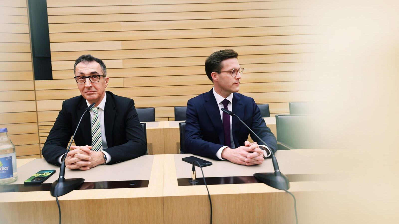 Cem Özdemir und Manuel Hagel legen alles andere als einen Traumstart hin.Foto: IMAGO/Frank Ossenbrink Cem Özdemir und Manuel Hagel legen alles andere als einen Traumstart hin.Foto: IMAGO/Frank Ossenbrink