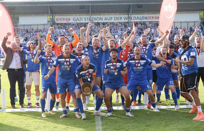 2022 feierten die Kickers ihren bisher letzten WFV-Pokal-Sieg – nach einem Finalerfolg gegen den SSV Ulm 1846.<span class='image-autor'>Foto: Pressefoto Baumann</span>