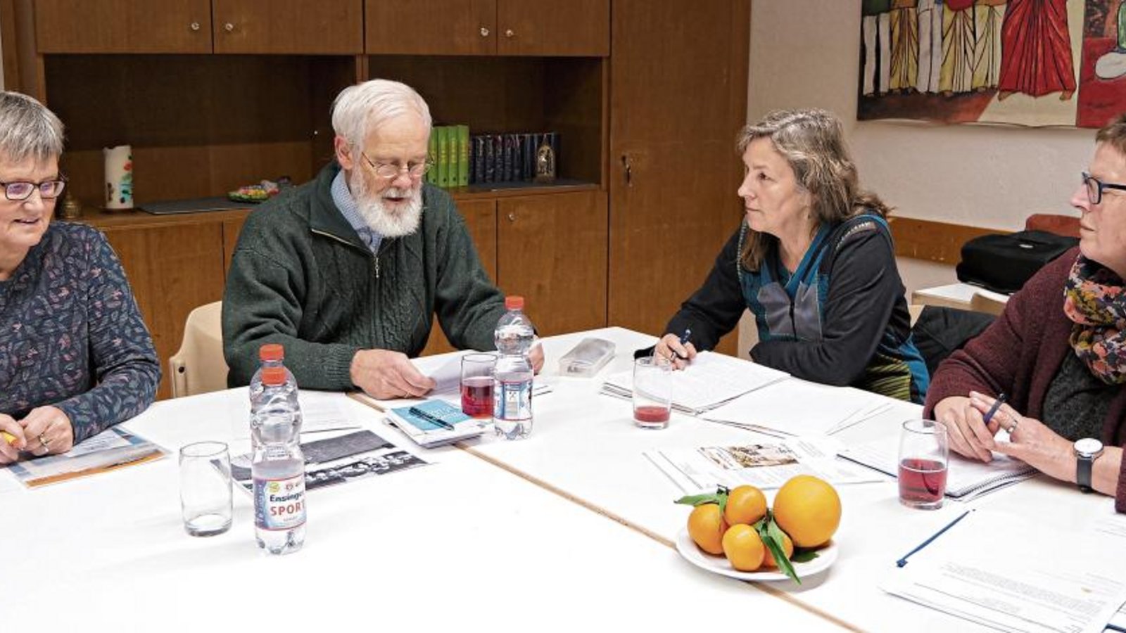 Mühlacker soll ein sicherer Hafen werden. Das hat sich eine Arbeitsgruppe mit Ottilie Läkemäker, Manfred Budzinski, Martha Albinger und Irmgard Muthsam-Polimeni (von links) zum Ziel gesetzt. Foto: Friedrich Mühlacker soll ein sicherer Hafen werden. Das hat sich eine Arbeitsgruppe mit Ottilie Läkemäker, Manfred Budzinski, Martha Albinger und Irmgard Muthsam-Polimeni (von links) zum Ziel gesetzt. Foto: Friedrich