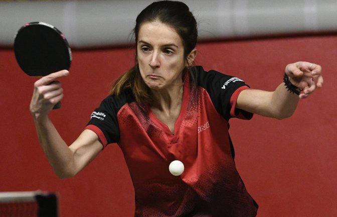 Annalena Gagsch (links) gab beim Sieg des TSV Oberriexingen beim TSV Großglattbach keinen Satz ab. Ana Ladan (rechts) feierte für die Gastgeberinnen ein perfektes Debüt. <span class='image-autor'>Fotos: Leitner</span>
