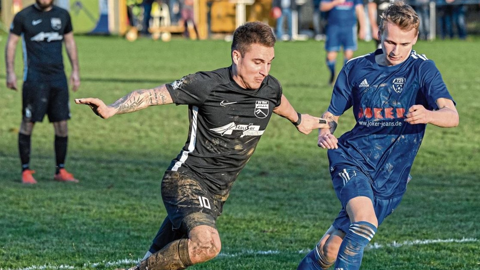 Der SV Riet mit Maurizio Aprigliano (links) ist in dieser Saison auf heimischem Platz nur ein Mal bezwungen worden. Foto: Leitner Der SV Riet mit Maurizio Aprigliano (links) ist in dieser Saison auf heimischem Platz nur ein Mal bezwungen worden. Foto: Leitner