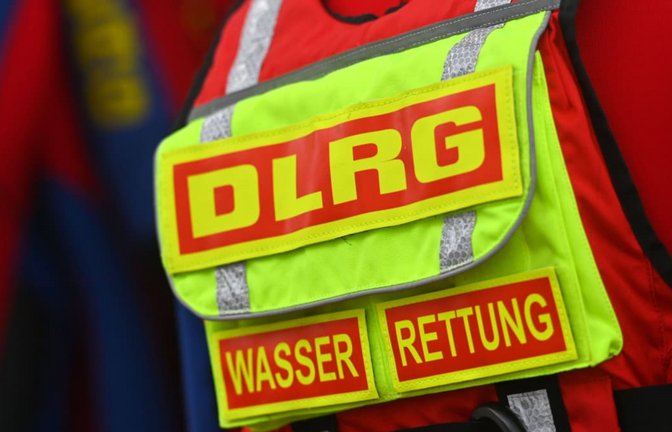 Wer sich auf die DLRG verlassen kann, kann von Glück sagen. Doch an den meisten Gewässern in Deutschland gibt es ein solches Rettungsnetz nicht.<span class='image-autor'>Imago/Sven Simon</span>