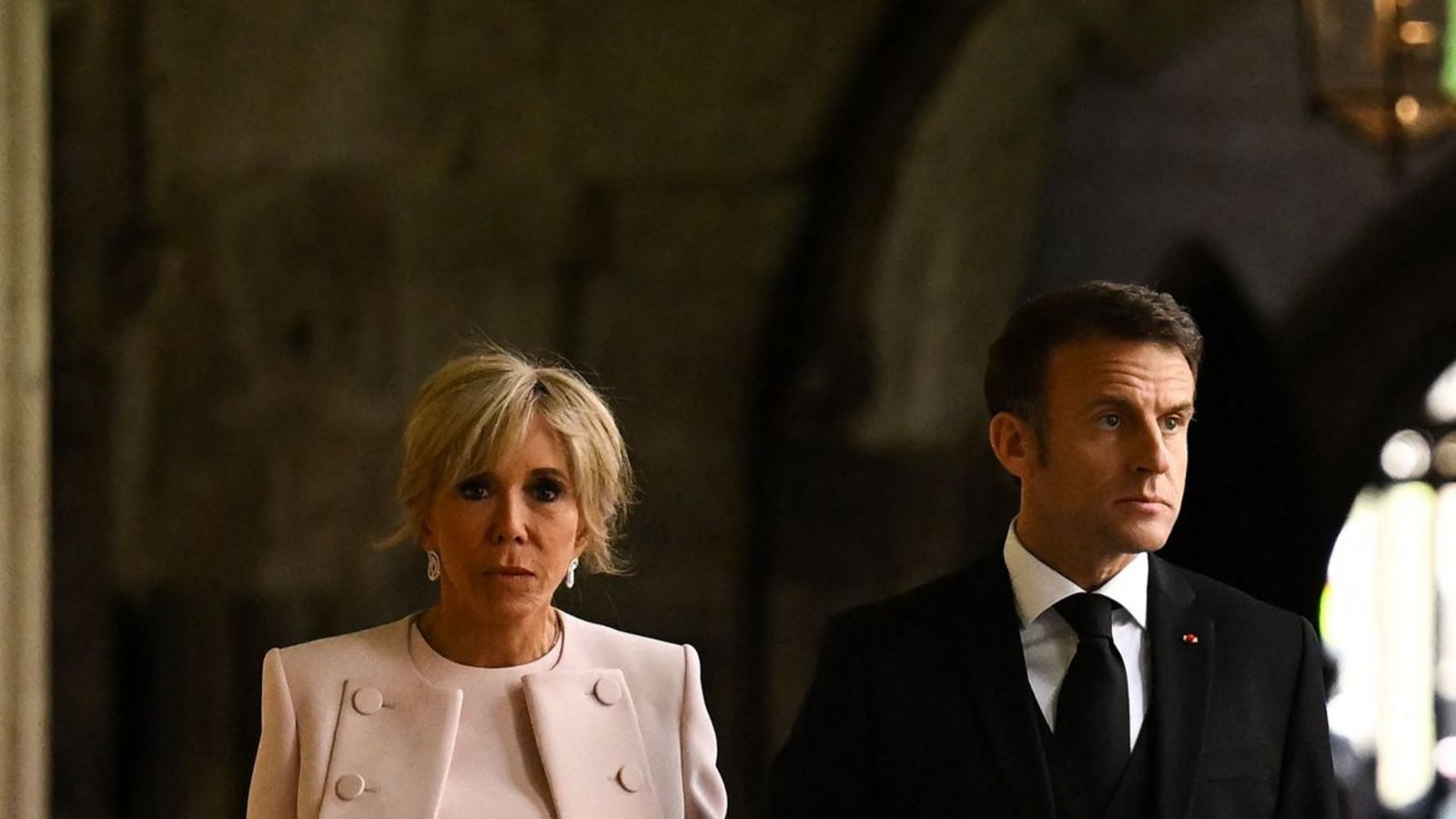 Frankreichs Staatspräsident Emmanuel Macron und seine Frau BrigitteFoto: AFP/BEN STANSALL