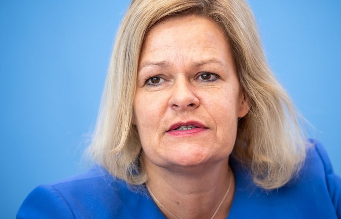 Eine Studie zur Muslimfeindlichkeit im Auftrag von Bundesinnenministerin Nancy Faeser (SPD)  sorgt für Wirbel.<span class='image-autor'>Foto: dpa/Michael Kappeler</span>