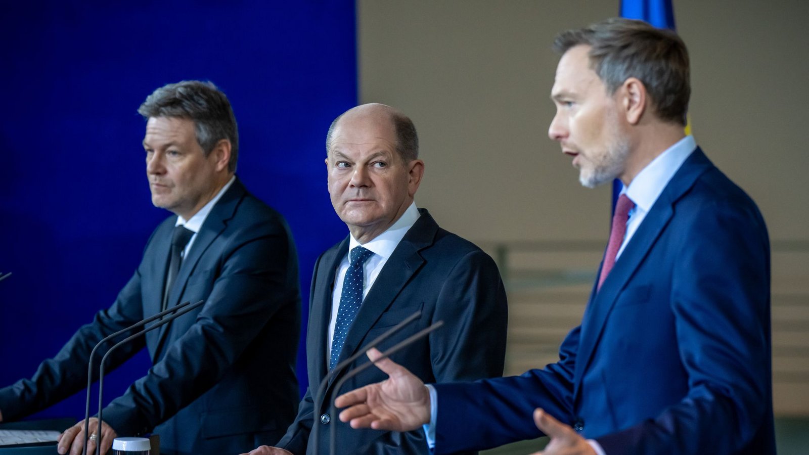 Robert Habeck, Olaf Scholz und Christian Lindner: Das Wachstumschancengesetz hatte die Koalition bereits im vergangenen Sommer vorgestellt.Foto: dap/Michael Kappeler Robert Habeck, Olaf Scholz und Christian Lindner: Das Wachstumschancengesetz hatte die Koalition bereits im vergangenen Sommer vorgestellt.Foto: dap/Michael Kappeler