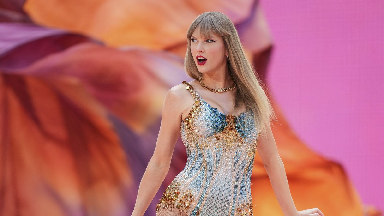 Für Swifties ohne Konzertkarte heißt es in Amsterdam derzeit: Wir müssen draußen bleiben. (Archivbild)Foto: dpa/Scott A Garfitt Für Swifties ohne Konzertkarte heißt es in Amsterdam derzeit: Wir müssen draußen bleiben. (Archivbild)Foto: dpa/Scott A Garfitt