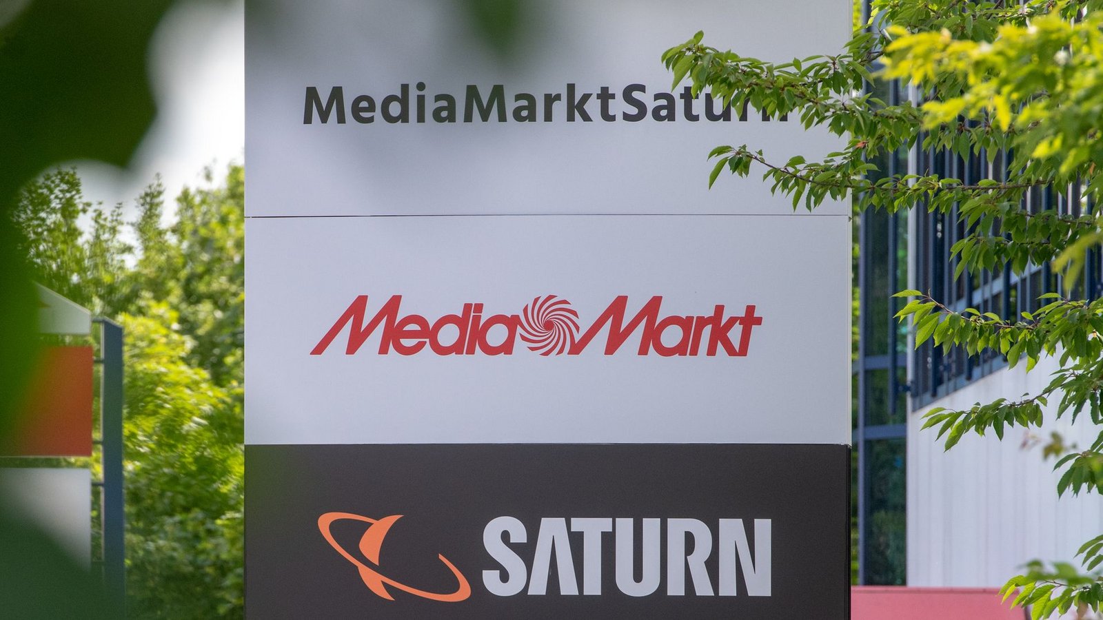 Die MediaMarktSaturn Retail Group gehört heute zum Handelsunternehmen Ceconomy. (Archivbild)Foto: Armin Weigel/dpa