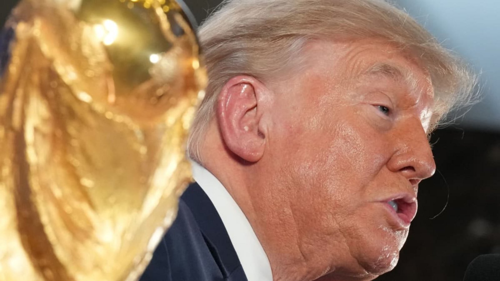 Der Druck auf Thomas Tuchel nimmt zu, nun muss sich Englands Trainer sogar zu taktischen Kommentaren von Donald Trump äußern (Archivfoto).Jacquelyn Martin/AP/dpa Der Druck auf Thomas Tuchel nimmt zu, nun muss sich Englands Trainer sogar zu taktischen Kommentaren von Donald Trump äußern (Archivfoto).Jacquelyn Martin/AP/dpa