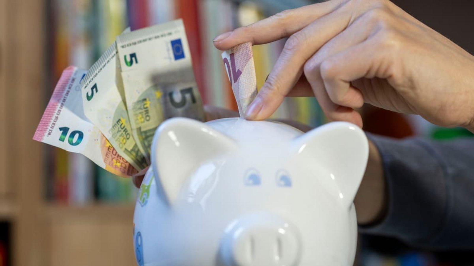 Altersvorsorge kennt verschiedene Wege: Die Bundesregierung will die Frühstartrente und der Bundestag beschließt sie.Hendrik Schmidt/dpa Altersvorsorge kennt verschiedene Wege: Die Bundesregierung will die Frühstartrente und der Bundestag beschließt sie.Hendrik Schmidt/dpa