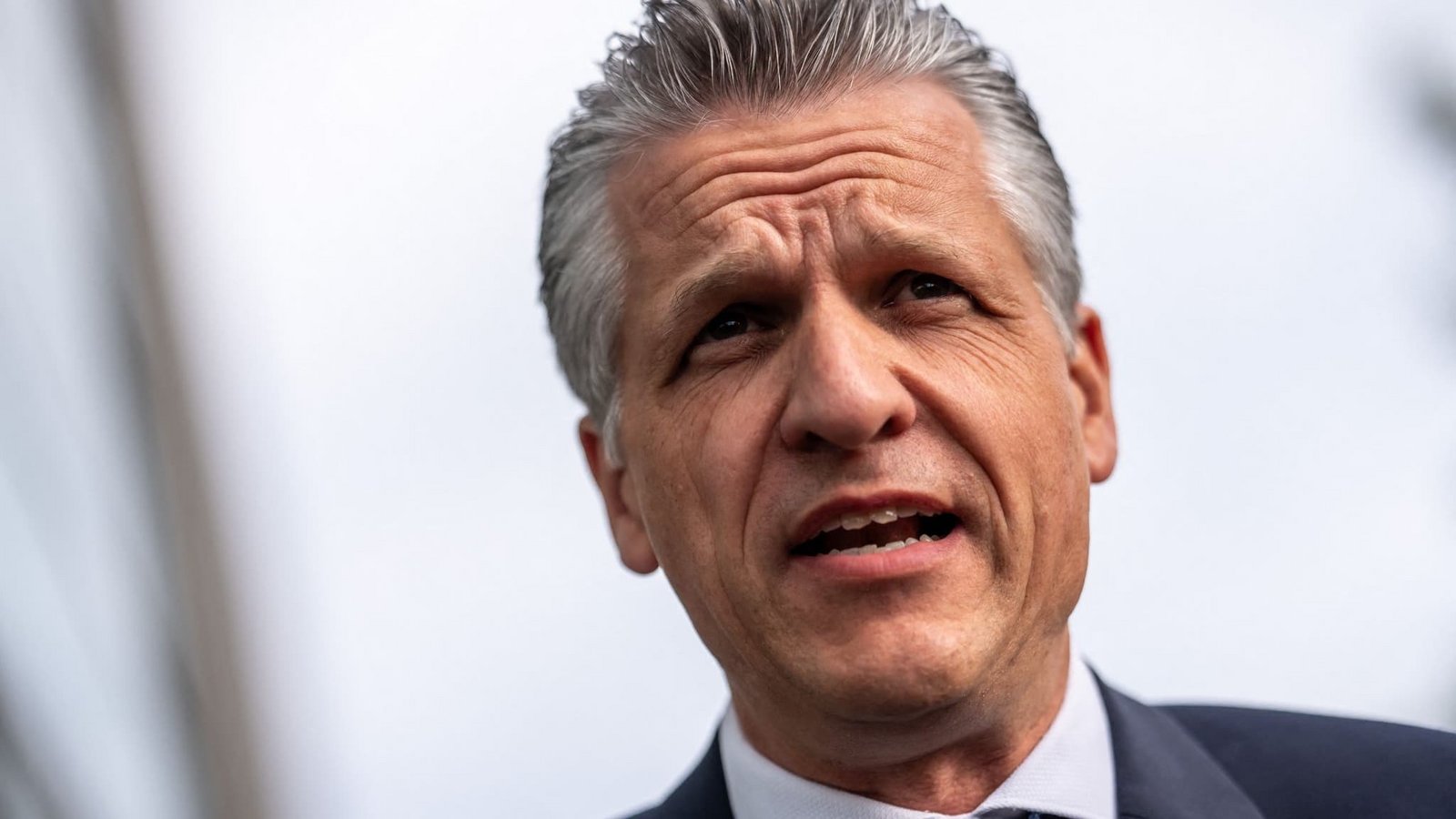 Thorsten Frei (CDU), Vorsitzender der CDU/CSU-Fraktion im Bundestag, kommt zur Sitzung des CDU Bundesvorstands am Konrad Adenauer Haus an. (zu dpa: «Unionsfraktionschef: Minderheitsregierung wäre Irrsinn»)Michael Kappeler/dpa