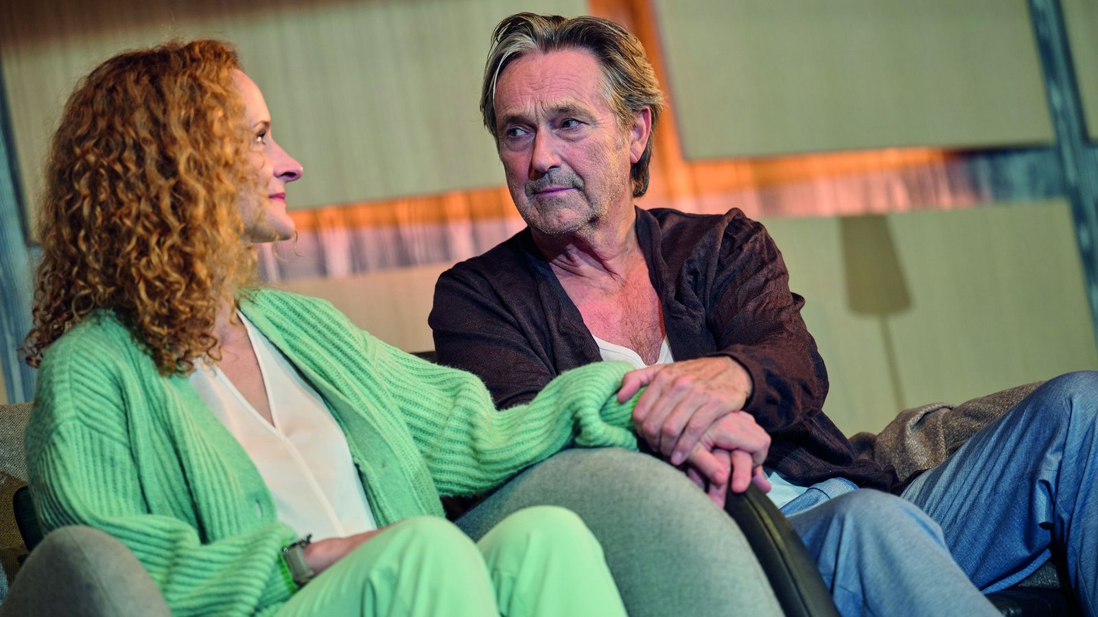 Lisa Wildmann und Helmut Zierl spielen in „Blind“ Tochter und Vater.Foto: Martin Sigmund Lisa Wildmann und Helmut Zierl spielen in „Blind“ Tochter und Vater.Foto: Martin Sigmund
