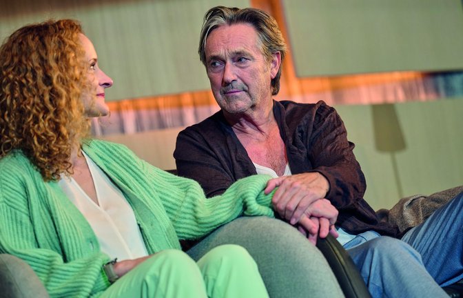 Lisa Wildmann und Helmut Zierl spielen in „Blind“ Tochter und Vater.<span class='image-autor'>Foto: Martin Sigmund</span>