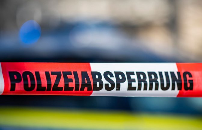 Ermittler haben in einem Waldstück bei Potsdam eine Leiche gefunden. (Symbolbild)<span class='image-autor'>Foto: David Inderlied/dpa</span>