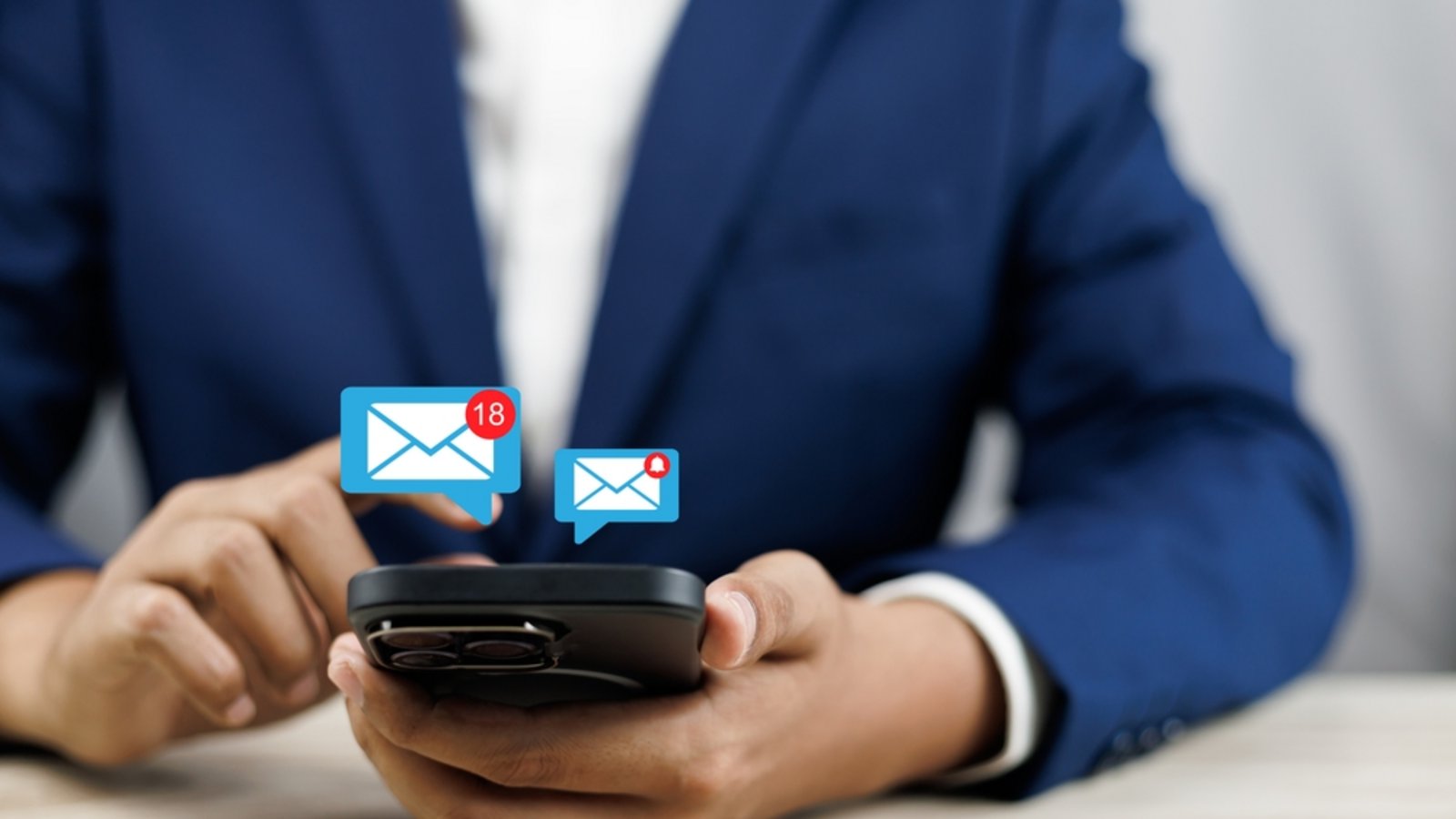 Kündigung per Mail - bei welchen Verträgen ist das möglich?Foto: GamePixel/Shutterstock