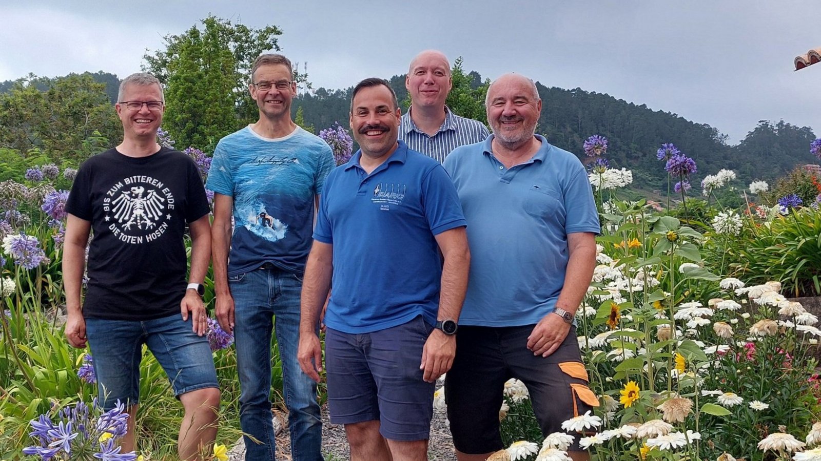 Die Sachsenheimer Funkamateure auf der Blumeninsel Madeira. Foto: Makkens Die Sachsenheimer Funkamateure auf der Blumeninsel Madeira. Foto: Makkens