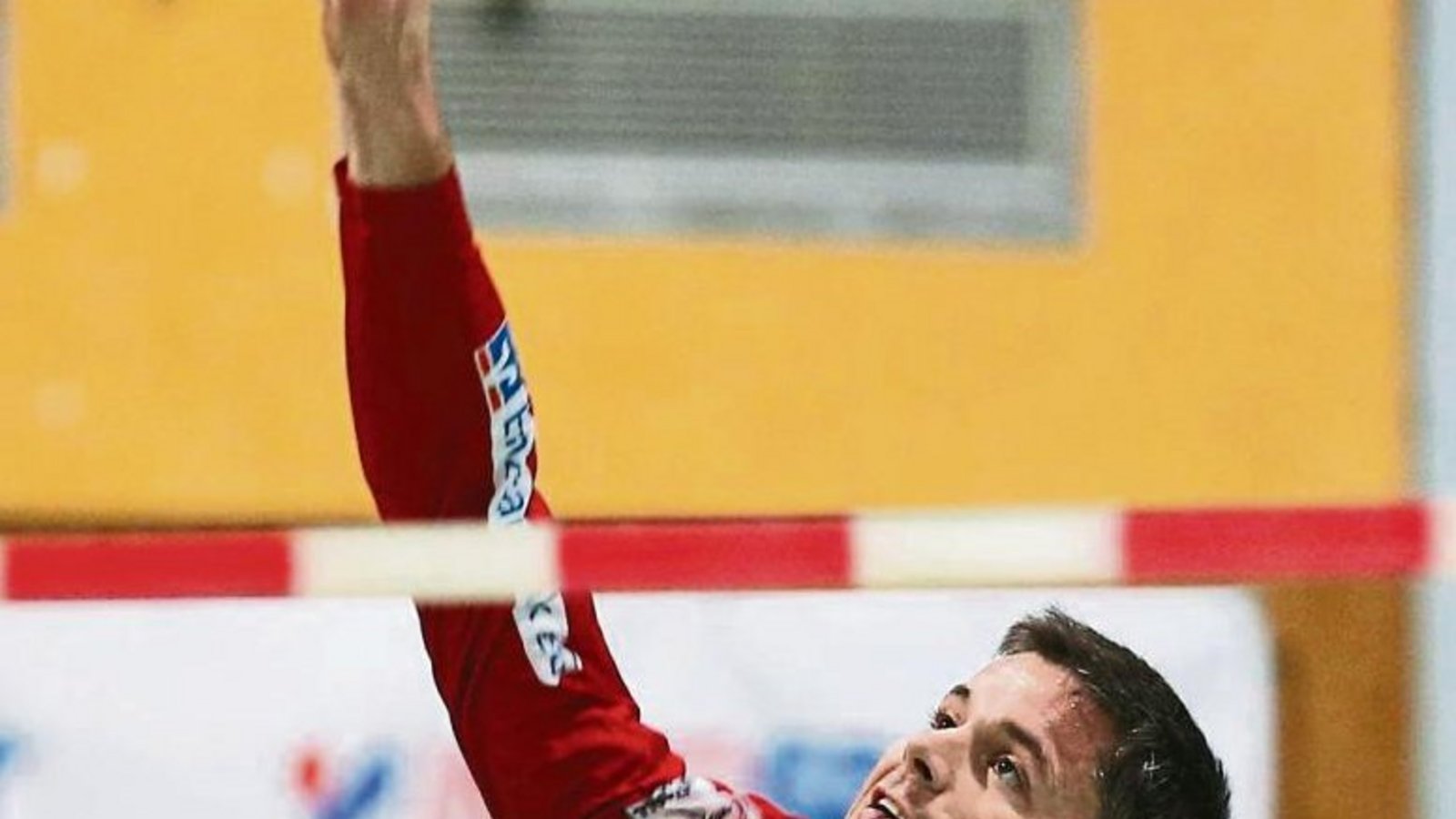 TVV-Schlagmann Kolja Meyer trägt nach der Verletzung von Marc Krüger die ganze Last im Angriff – sowohl in der Angabe als auch im Rückschlag. Foto: Küppers TVV-Schlagmann Kolja Meyer trägt nach der Verletzung von Marc Krüger die ganze Last im Angriff – sowohl in der Angabe als auch im Rückschlag. Foto: Küppers