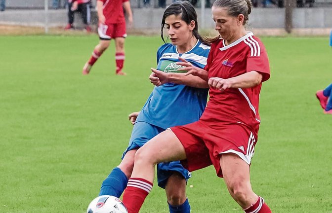 Für Lisa Glashauser (Großglattbach/Nussdorf) geht es morgen um Punkte, Maria Melliou (Häfnerhaslach/Sternenfels) hat noch Pause. Foto: Simecek