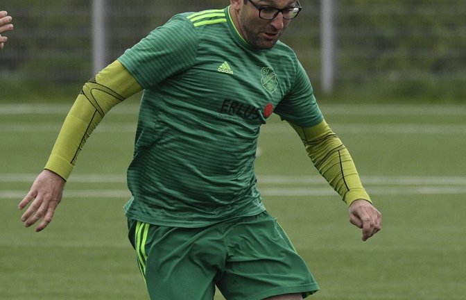 Marc Nowotny ist seit vielen Jahren Mittelfeldmotor beim SV Iptingen. <span class='image-autor'>Foto: Leitner</span>