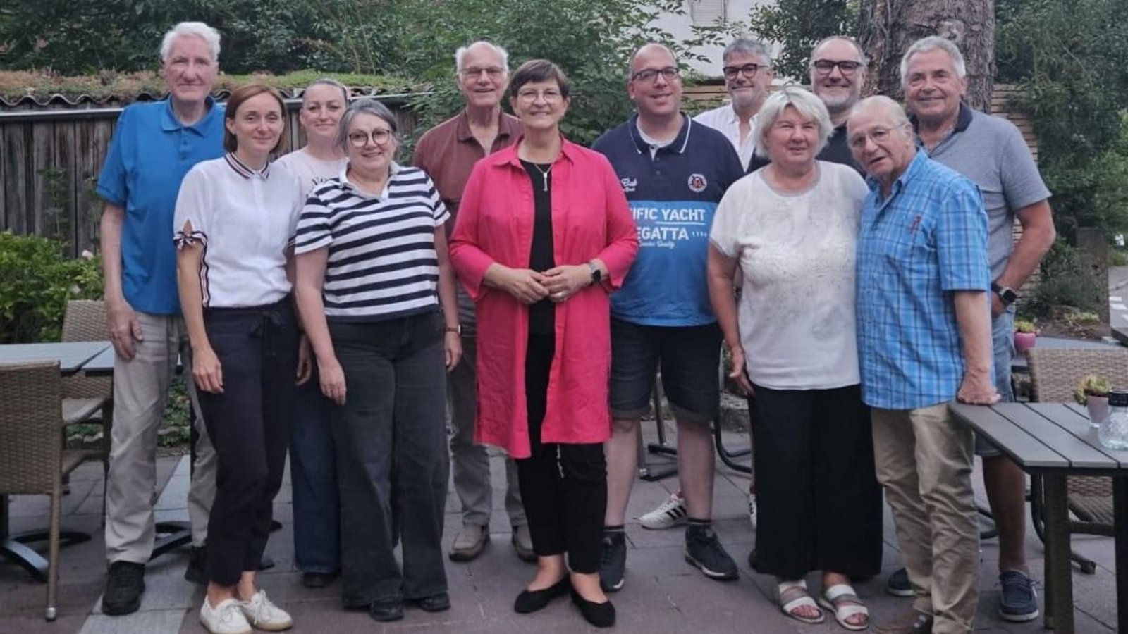 Die neue Calwer SPD-Chefin Saskia Esken inmitten ihres VorstandsteamsSPD-Ortsverein Calw Die neue Calwer SPD-Chefin Saskia Esken inmitten ihres VorstandsteamsSPD-Ortsverein Calw