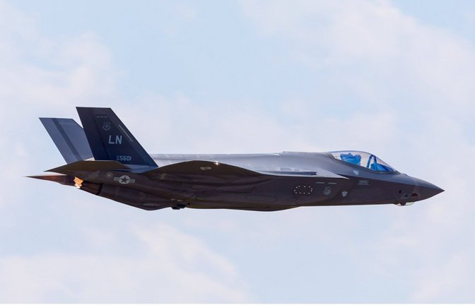 F-35 Kampfjet der US Air Force. Einem Medienbericht zufolge wurde in Deutschland ein Alarmstart von zwei Eurofightern der deutschen Luftwaffe ausgelöst (Symbolfoto).<span class='image-autor'>Foto: IMAGO/Andreas Franke/IMAGO</span>