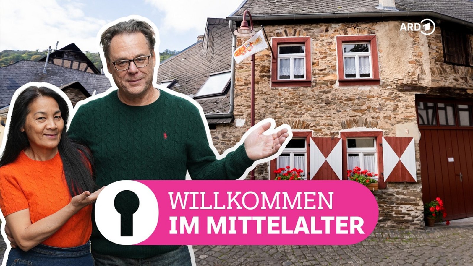 Zeitreise ins Mittelalter: So lebt ein Paar in seinem 600 Jahre alten ZehnthofFoto: YouTube/ ARD Room Tour/ SWR Landesschau Rheinland-Pfalz